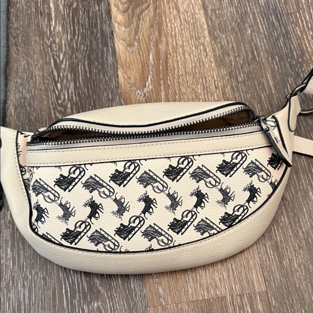 Stylish Cream and Black Designer Women's Bag